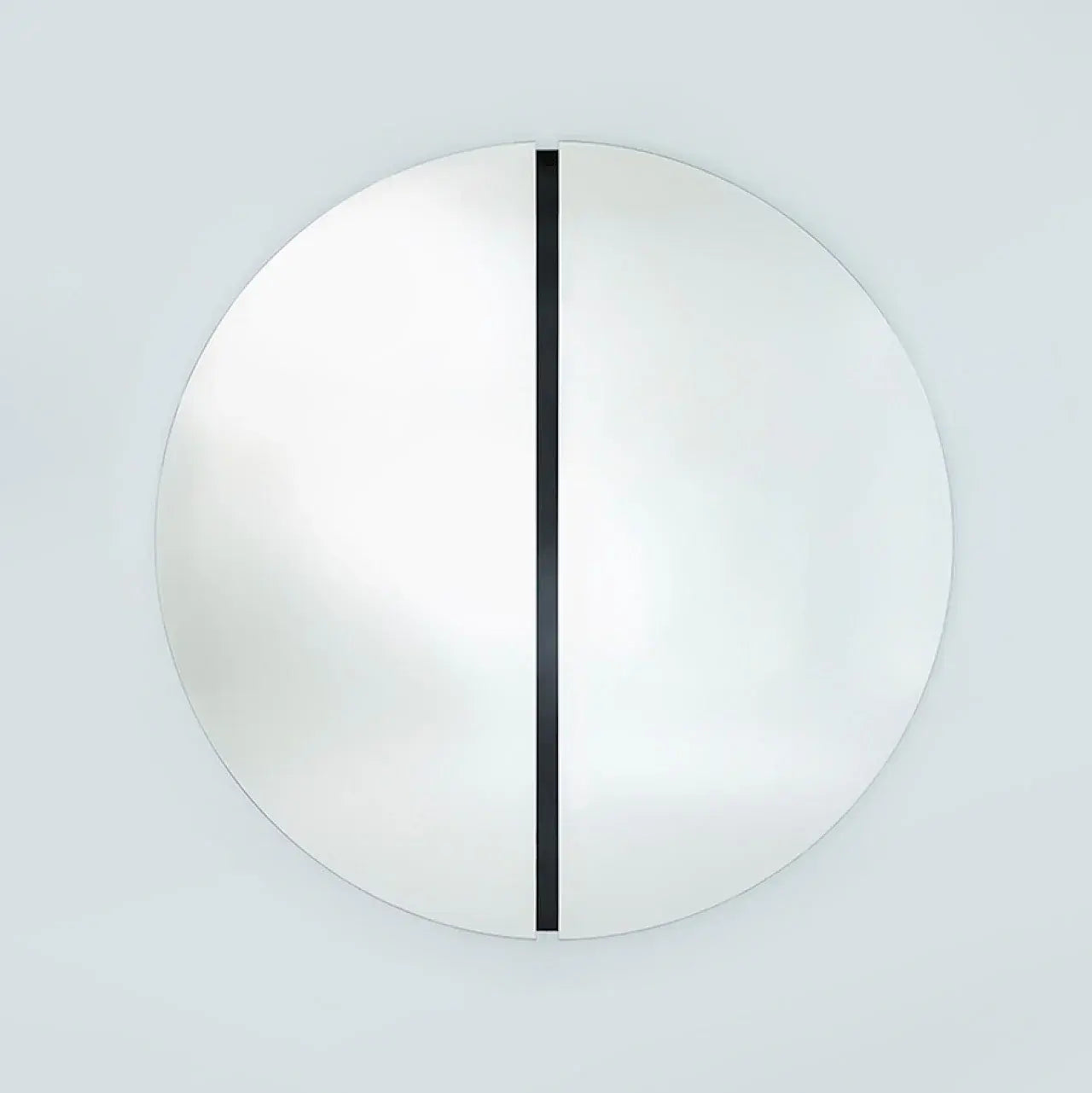 Grand miroir rond noir 150 cm dans un couloir, effet d'agrandissement de l'espace