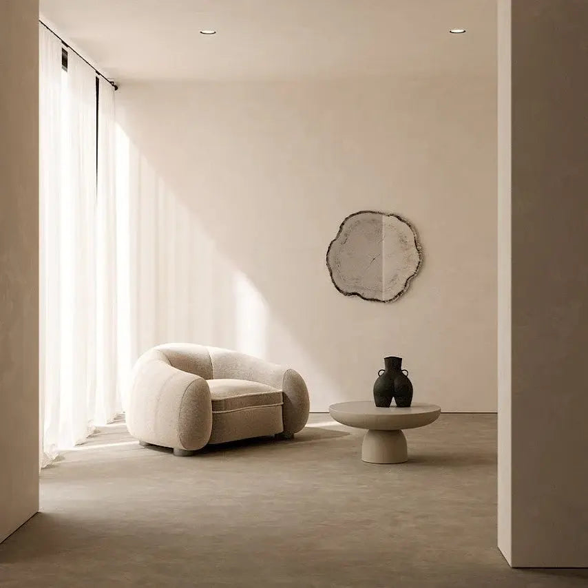 Miroir mural décoratif tronc d'arbre installé dans un salon moderne et élégant